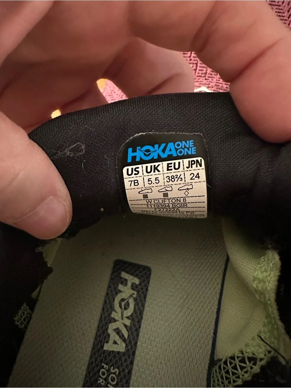 Hoka women’s size 7 Clifton 8